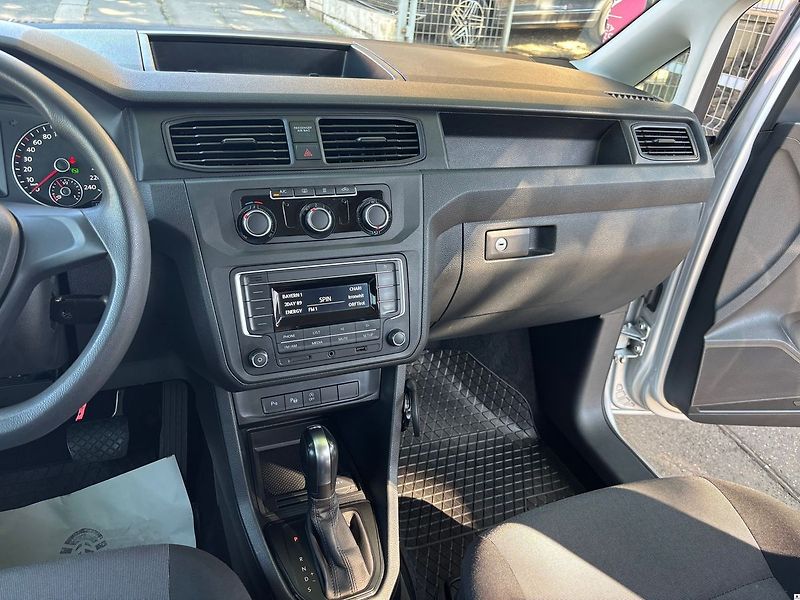Volkswagen Caddy 1.4TSi 92KW/2017/DSG.5MÍST.1MA - fotka 25 z 45