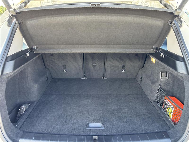 BMW X1 2,0 xDrive 18d 110kW - fotka 11 z 43