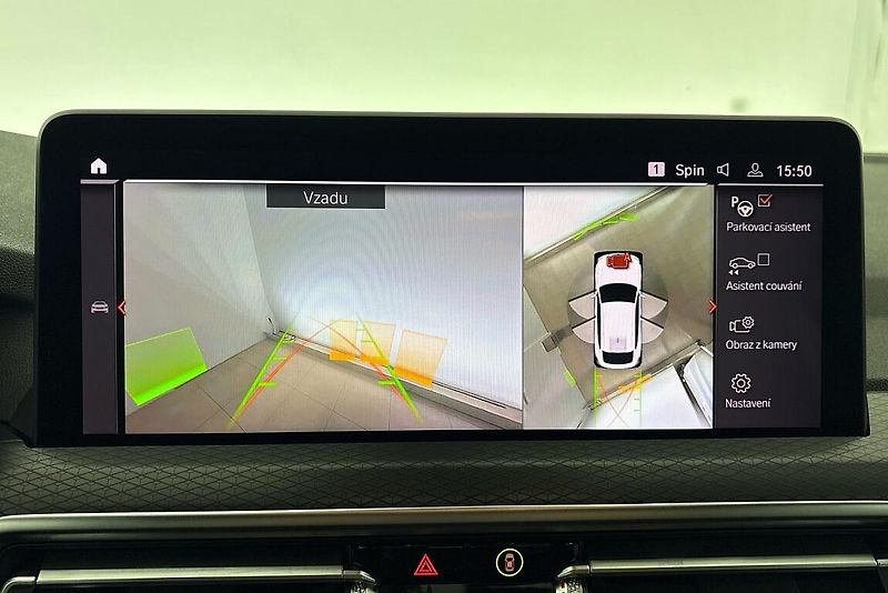 BMW X4 xDrive30d - fotka 18 z 24