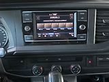 Volkswagen Transporter (2020) 2.0 TDI, L2H1 - náhled 11