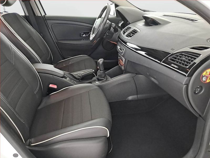 Renault Fluence (2013) 1.6 16V, Tempomat - fotka 9 z 14
