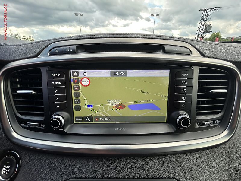Kia Sorento (2019) 2.2 CRDI 4x4, AT, kůže - fotka 17 z 20