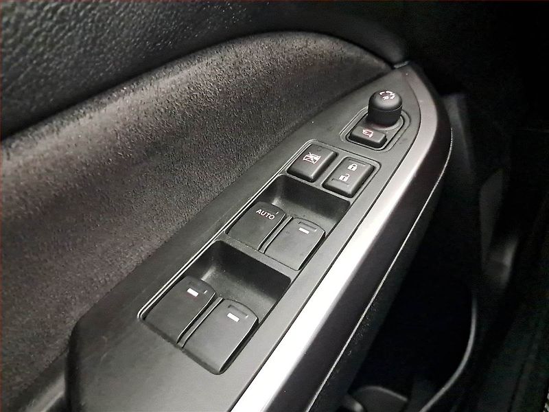 Suzuki Vitara (2021) Elegance 1.4 BoosterJet - fotka 16 z 19