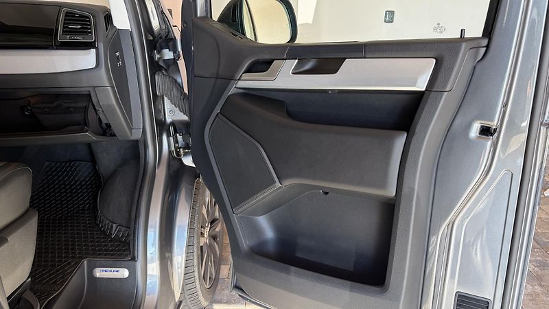 Volkswagen Multivan (2018) Highline - fotka 30 z 33