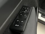 Volvo XC40 T3 MOMENTUM AUT 1. maj. - náhled 42