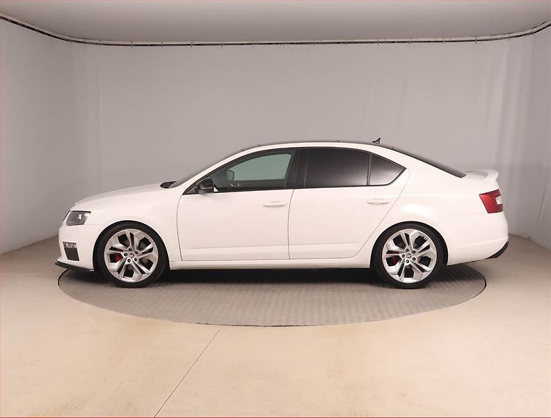 Škoda Octavia (2013) RS 2.0 TDI, Kůže, Navi - fotka 3 z 16