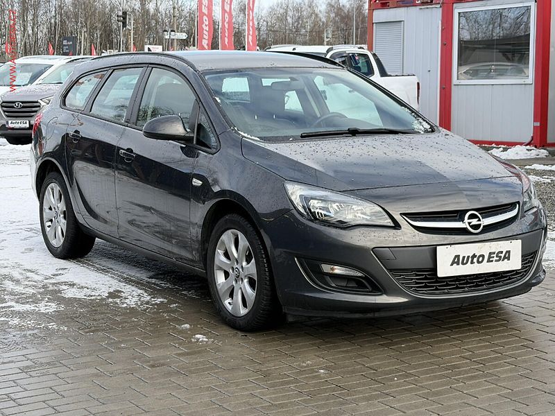 Opel Astra (2016) 1.6CDTi, AC, tempo - fotografie inzerátu