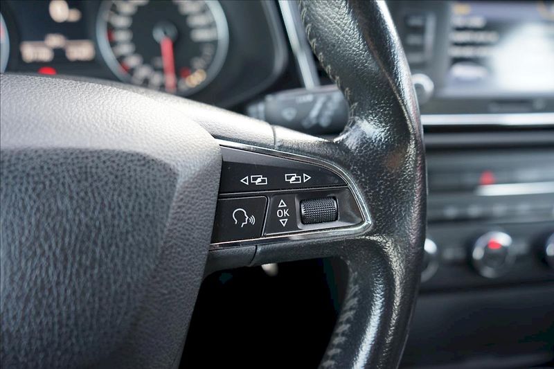Seat Leon (2013) TDI 77 kW Style - fotka 17 z 23