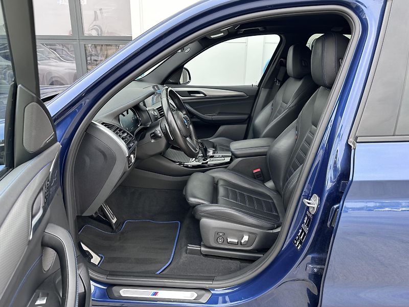 BMW X3 xDrive30d M-Sport - fotka 8 z 32