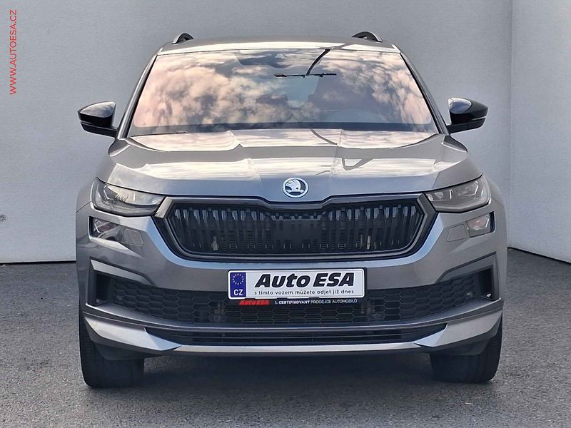 Škoda Kodiaq (2022) 2.0 TDi 4x4, ČR, SportLine - fotka 2 z 26