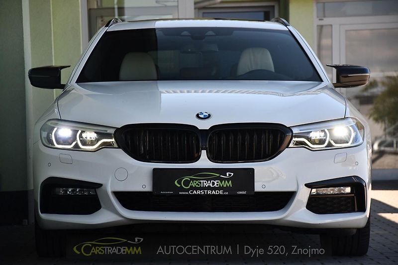 BMW Řada 5 520d - fotka 8 z 58