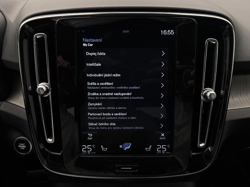 Volvo XC40 D3 INSCRIPTION AUT - fotka 34 z 43