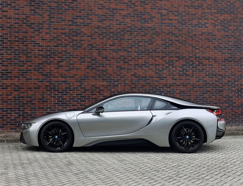 BMW i8 (2018) xdrive Laser - fotka 11 z 44