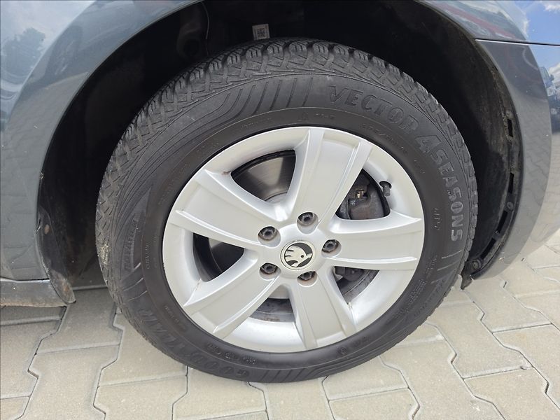 Škoda Octavia III 1,0 TSi 85KW Ambition - fotka 38 z 44