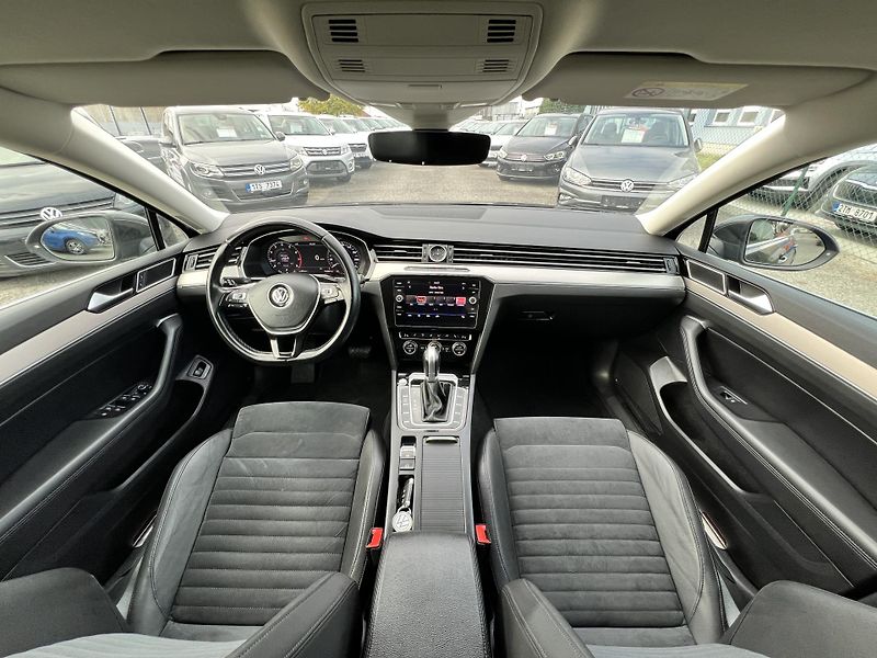 Volkswagen Passat 1.4TSi 110kw DSG NAVI KAMERA - fotka 17 z 45