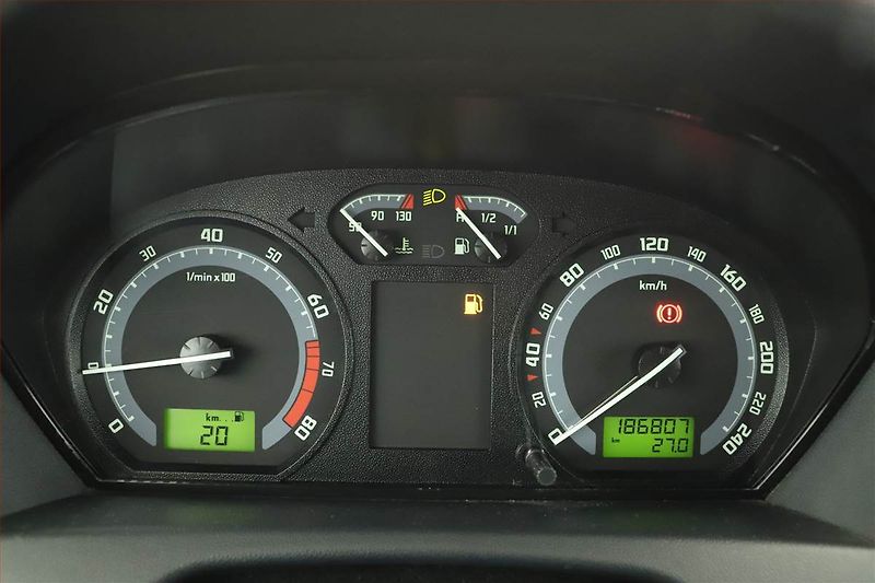 Škoda Fabia (2005) 1.4 16V, Tažné, dobrý stav - fotka 8 z 14