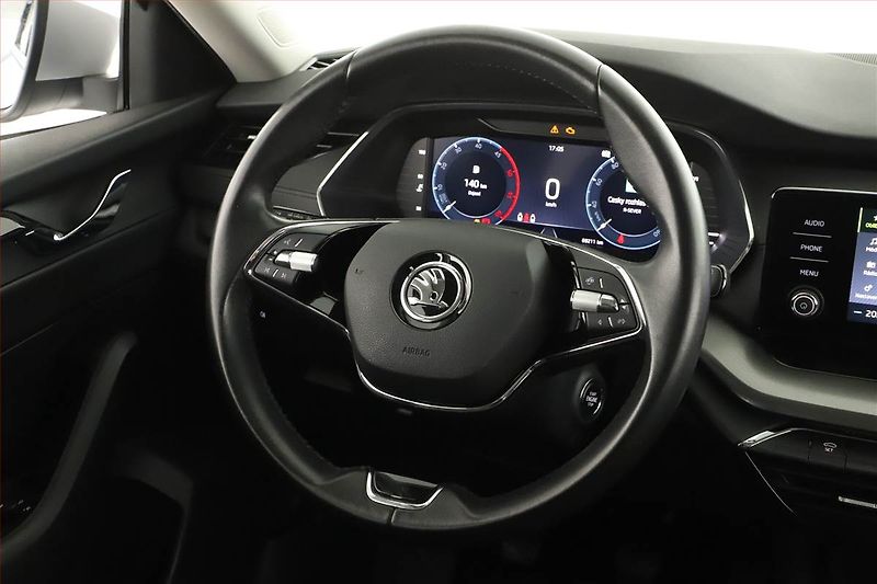 Škoda Octavia (2023) Ambition 2.0 TDI, ČR,1.maj - fotka 8 z 13