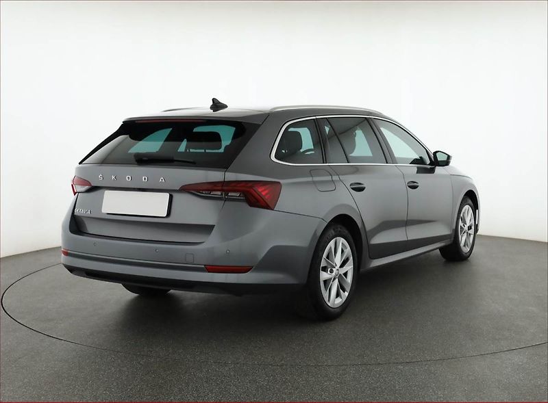 Škoda Octavia (2023) Style 2.0 TDI - fotka 5 z 18
