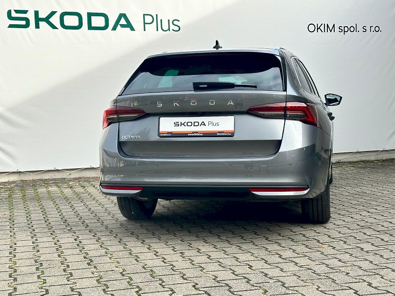 Škoda Octavia (2025) 1.5 TSI 110kW MHEV Top Selecti - fotka 2 z 24