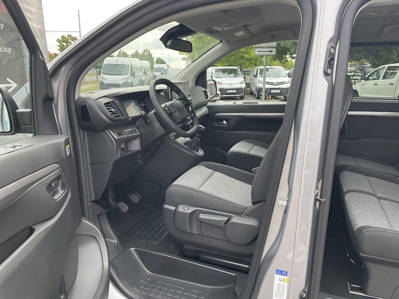 Toyota ProAce Verso 2.0D 6MT Family ODBĚR IHNED - fotka 12 z 28