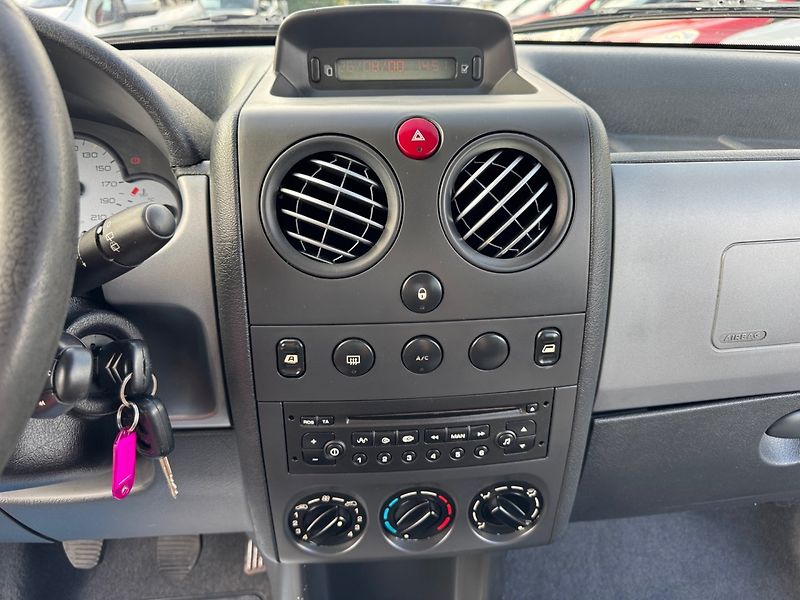 Citroën Berlingo (2003) 2.0 HDi Multispace - fotka 17 z 25