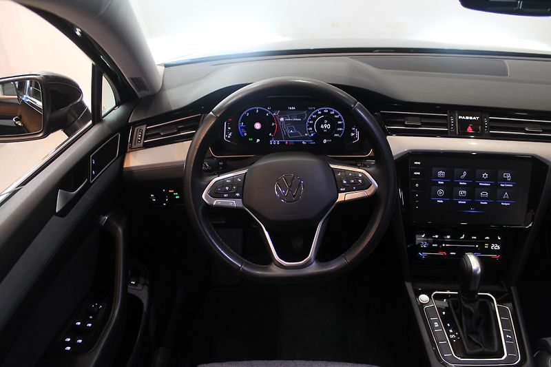 Volkswagen Passat (2023) 2.0TDI DSG Display Tažné - fotka 31 z 37