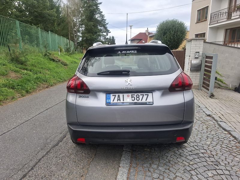 Peugeot 2008 (2019) Perfektni tech.stav - fotka 3 z 20