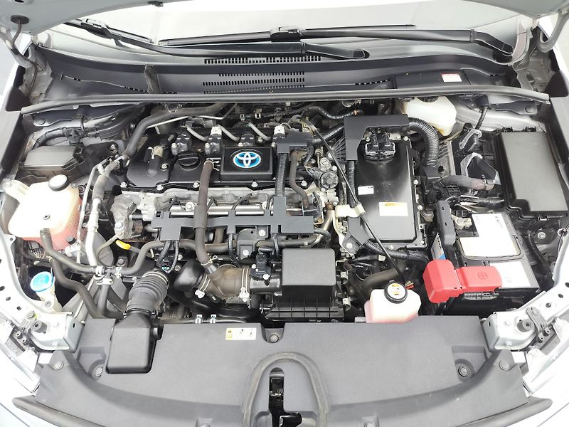 Toyota Corolla 1.8 hybrid business, navigace - fotka 29 z 29
