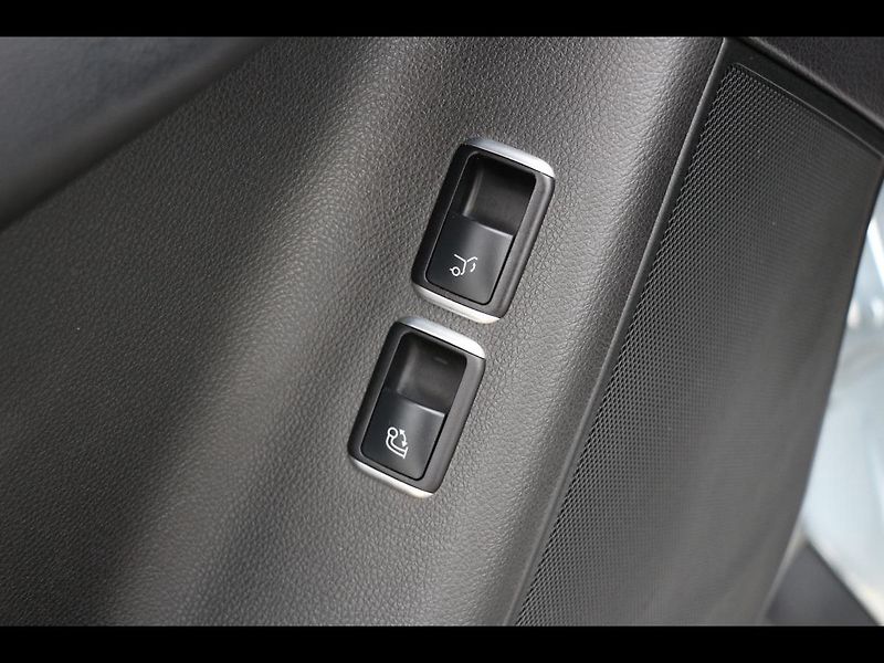 Mercedes-Benz GLS 350d 4Matic, ČR, 7 míst - fotka 20 z 50