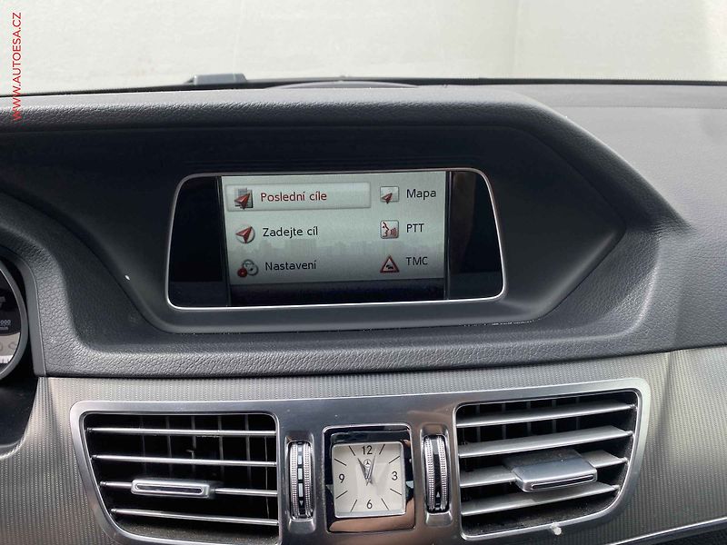 Mercedes-Benz Třídy E (2014) 2.2 CDi E200, AT, navi, park - fotka 17 z 18