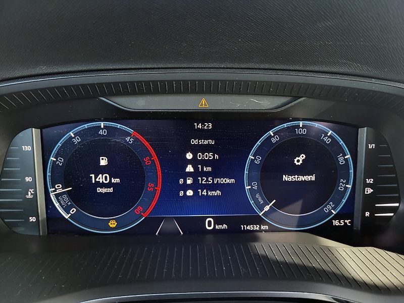 Škoda Octavia IV combi 2.0 TDi AMBITION *ČR - fotka 11 z 47