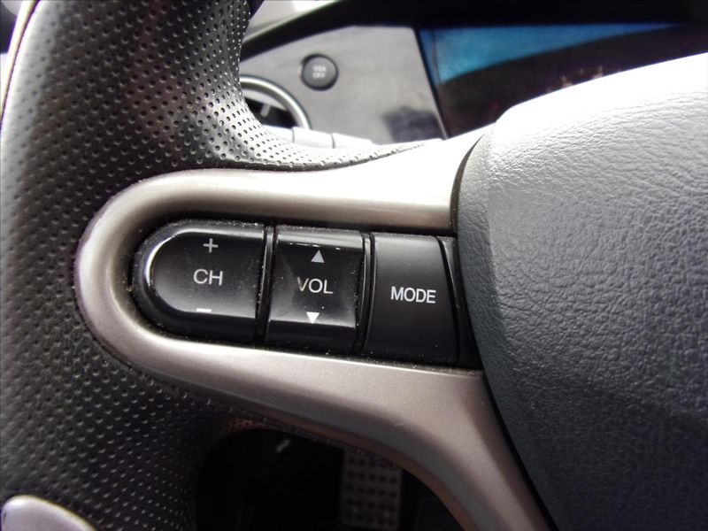 Honda Civic 1,3 i-DSI Comfort - fotka 20 z 24