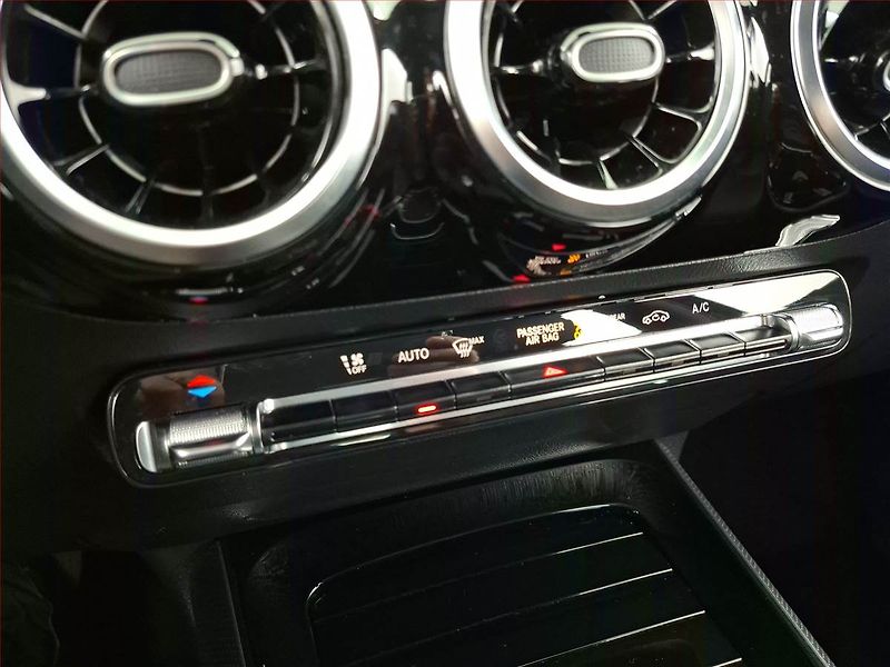 Mercedes-Benz Třídy B (2022) B 180 d - fotka 17 z 23