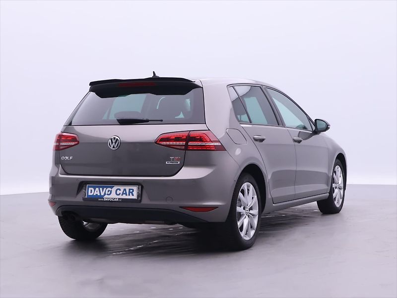 Volkswagen Golf 1,4 TSI 110kW Highline Navi - fotka 7 z 34