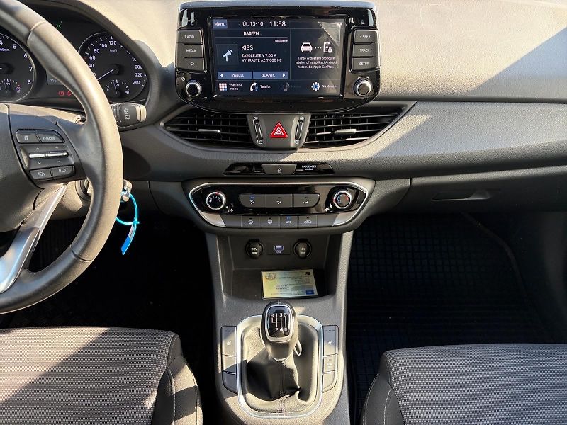 Hyundai i30 (2023) COMFORT 1.0TGDI 88kW CZ DPH - fotka 10 z 11
