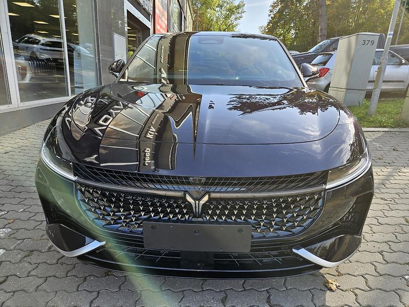 Dongfeng Voyah Passion PHEV (2024) VOYAH PASSION PHEV - fotka 3 z 26