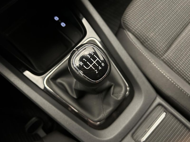 Škoda Octavia 2.0 TDI Ambition - fotka 16 z 25