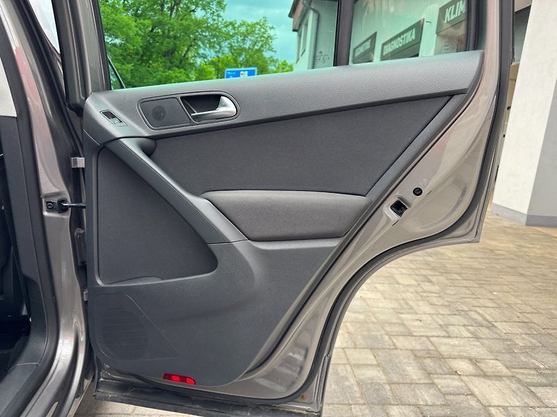 Volkswagen Tiguan (2010) 2.0TDi,4x4,Automat,Tažné - fotka 12 z 39