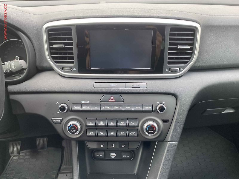 Kia Sportage (2020) 1.6 GDi, 1.maj,ČR, AC, park - fotka 12 z 18