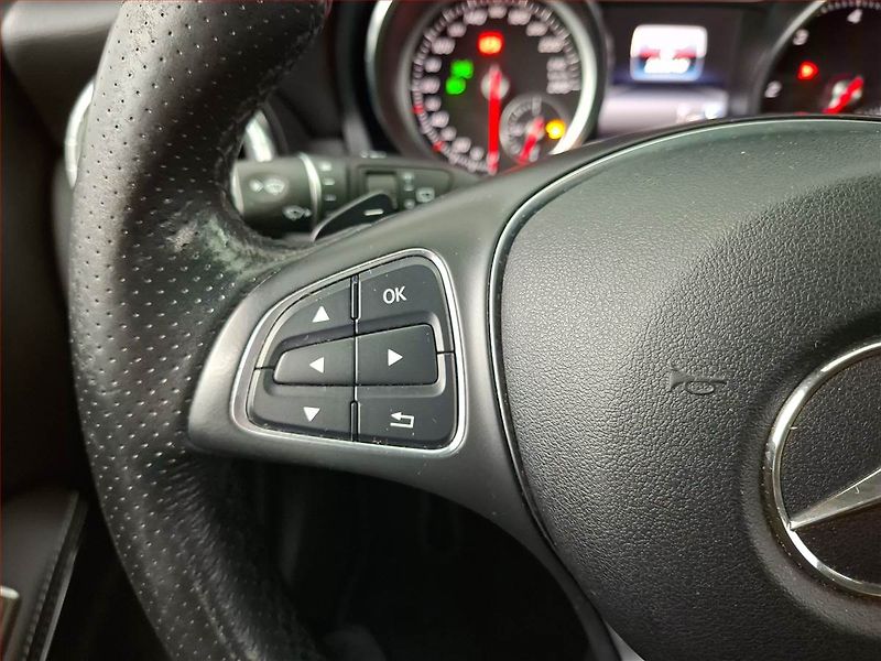 Mercedes-Benz CLA (2017) 200 CDI, Automat, Kůže, Navi - fotka 19 z 23