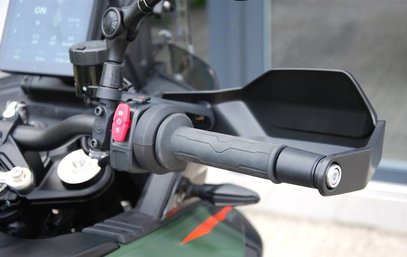 CFMOTO (2026) 1000MT-X Touring GREEN - fotka 16 z 25