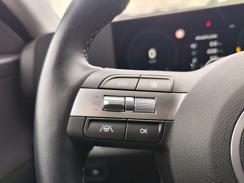 Hyundai Kona 1.6 T-GDI/145kW Smart - fotka 26 z 32