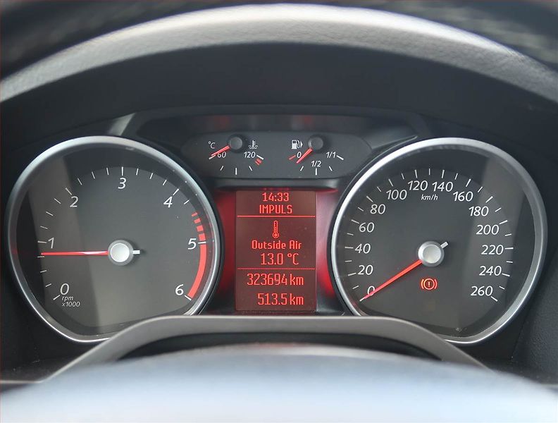 Ford S-MAX (2012) 2.0 TDCi, Tempomat - fotka 11 z 14