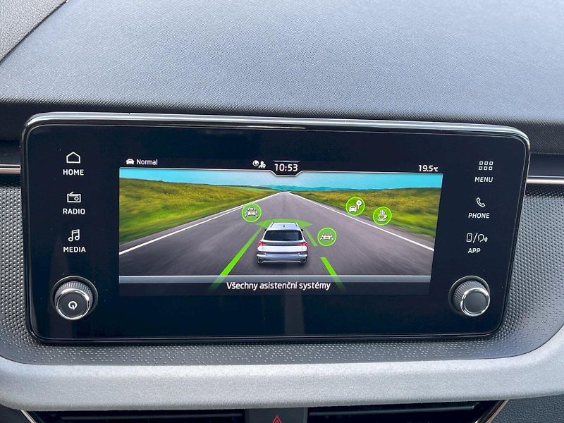 Škoda Kamiq (2025) 1.5 TSI 110 kW Top Selection - fotka 14 z 33