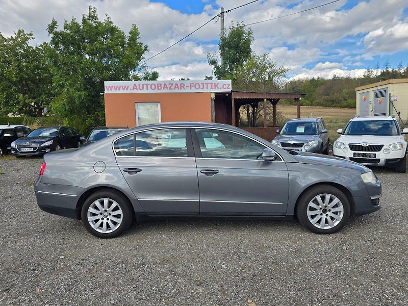 Volkswagen Passat (2005) 2.0 TDi 103KW Comfort - fotka 8 z 23