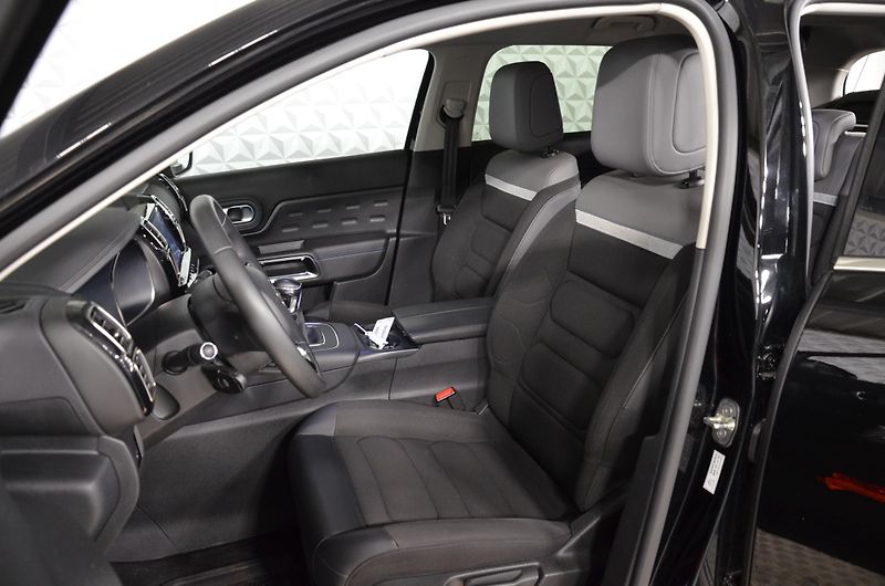 Citroën C5 Aircross (2023) 1.2PT 130 FEEL Pack - fotka 11 z 18