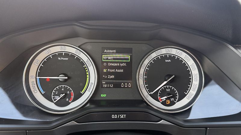 Škoda Superb (2020) 1.4 IV,PHEV ,DOJEZD 38KM,LED - fotka 38 z 49