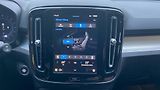 Volvo XC40 CORE, B3 FWD, 120+10 kW / 163+ - náhled 18