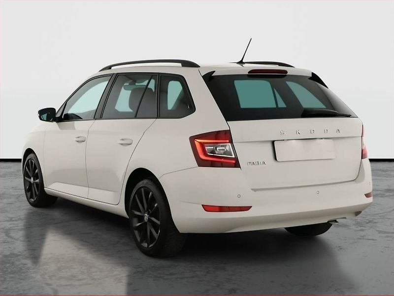 Škoda Fabia (2022) Ambition 1.0 TSI, Serv.kniha - fotka 4 z 13