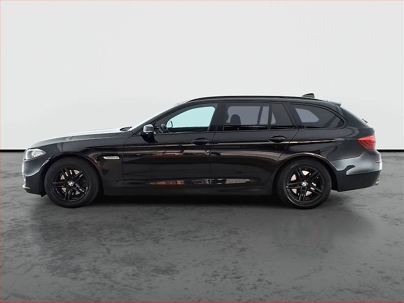 BMW Řada 5 (2014) 520d xDrive, 4X4, Automat - fotka 3 z 21